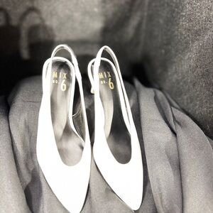 Mix No. 6 White Heels Elegant Design